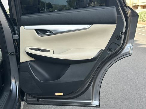 Used 2020 INFINITI QX50 Luxe w/ Navigation Package image 45