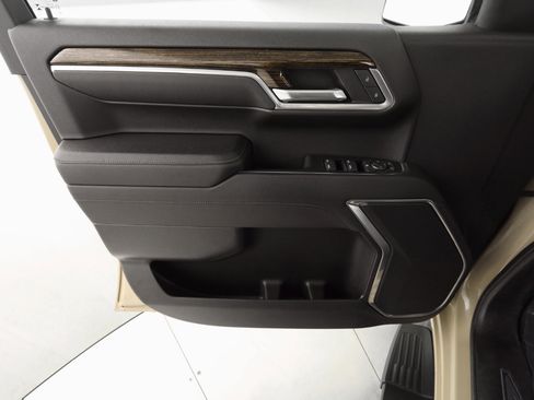 Used 2022 GMC Sierra 1500 Elevation image 10