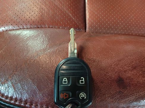 Used 2013 Ford F150 Limited image 32