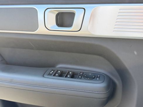 Used 2025 Hyundai Santa Fe SEL AWD/4WD image 20