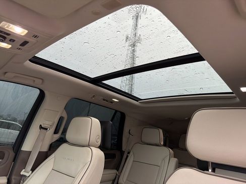 Used 2021 GMC Yukon Denali image 21