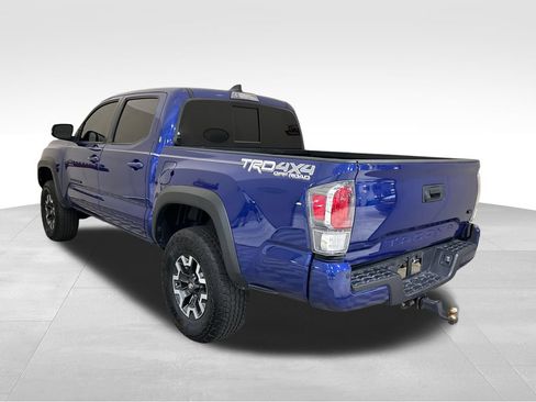 Used 2023 Toyota Tacoma TRD Off-Road w/ Technology Package AWD/4WD image 3