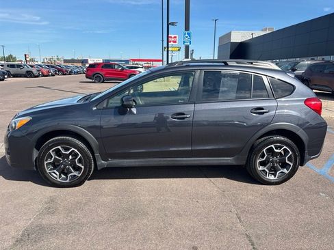 Used 2015 Subaru Crosstrek 2.0i Limited w/ Popular Package #2 AWD/4WD image 8