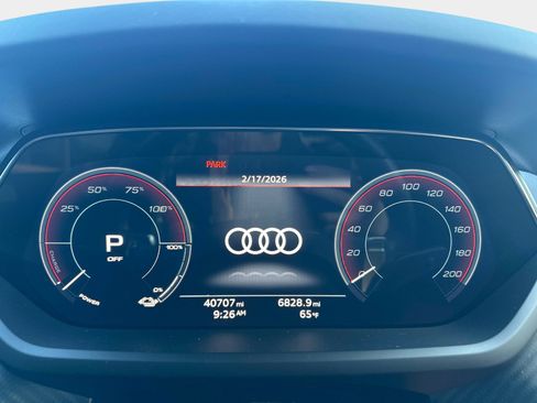 Used 2022 Audi e-tron GT Prestige w/ Prestige Package image 12