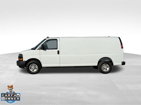 Used 2025 Chevrolet Express 2500 Extended w/ Driver Convenience Package image 3