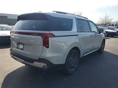 New 2026 Kia Carnival SX image 4