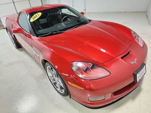 Used 2012 Chevrolet Corvette Grand Sport w/ 3LT Preferred Equipment Group image 3