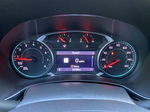 Used 2023 Chevrolet Equinox RS w/ RS Leather Package FWD image 21