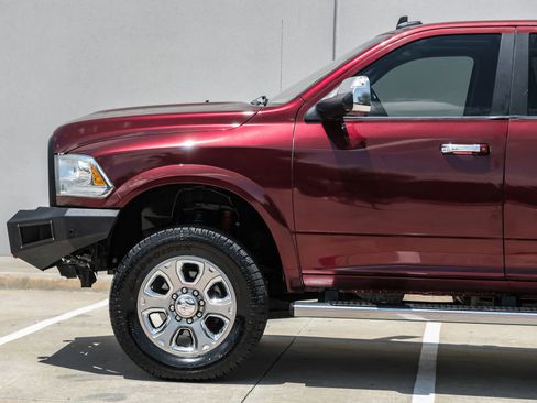 Used 2018 RAM 2500 Laramie w/ Convenience Group AWD/4WD image 18