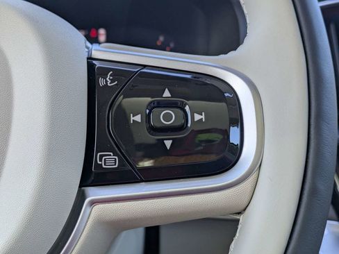 New 2026 Volvo XC90 B6 Ultra w/ Protection Package Premier AWD/4WD image 37