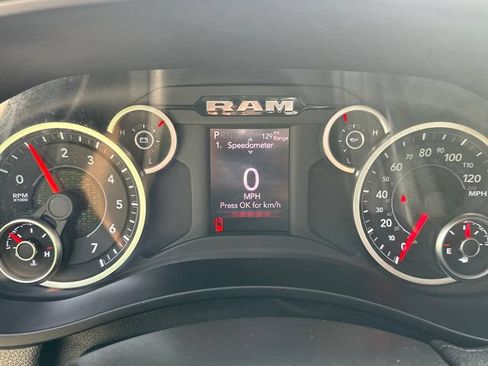 Certified 2025 RAM 2500 Big Horn AWD/4WD image 29