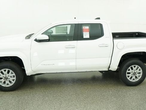 New 2026 Toyota Tacoma SR5 RWD image 3