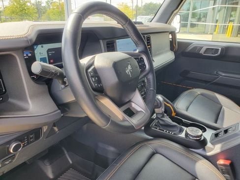 Used 2024 Ford Bronco Badlands AWD/4WD image 10