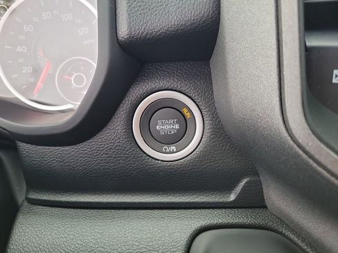 New 2026 RAM 1500 Express AWD/4WD image 21