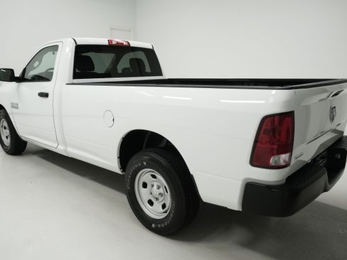 Used 2017 RAM 1500 Tradesman w/ Power & Remote Entry Group image 5