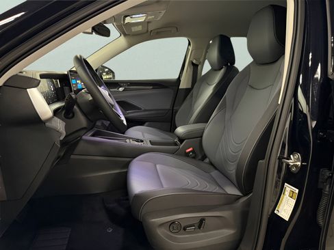 New 2026 Volkswagen Tiguan SE image 17