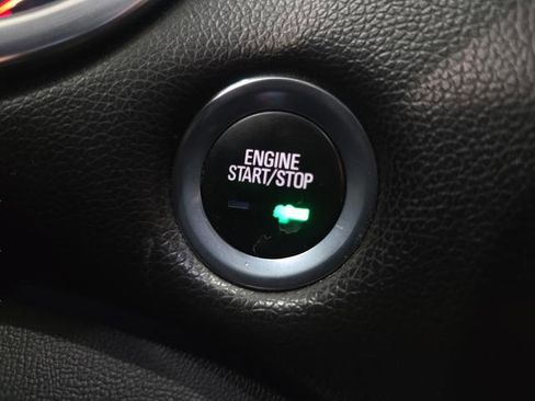 Used 2016 Chevrolet Malibu Hybrid w/ Leather Package FWD image 18