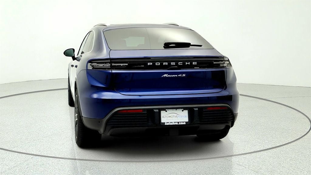 Used 2025 Porsche Macan 4S Electric w/ Premium Package AWD/4WD image 6