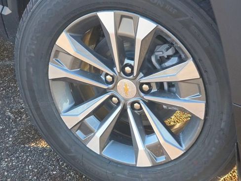 New 2026 Chevrolet Equinox LT w/ Convenience Package II image 19