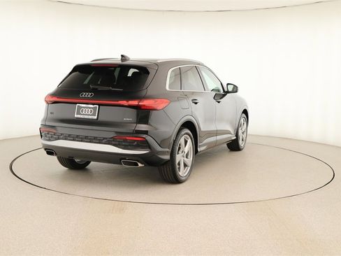 New 2025 Audi Q5 Prestige image 6