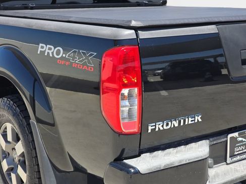 Used 2010 Nissan Frontier PRO-4X RWD image 33