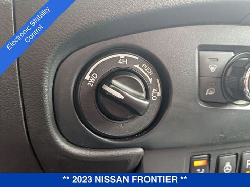 Used 2023 Nissan Frontier SV w/ Technology Package image 26