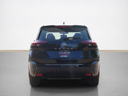 New 2026 Nissan Rogue SV w/ SV Premium Package image 3