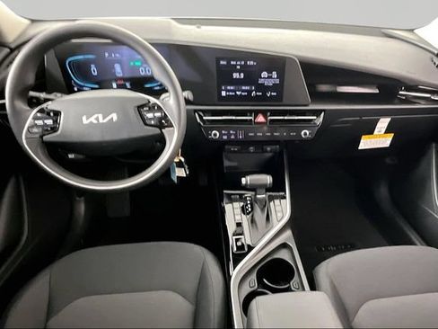 New 2026 Kia Niro LX FWD image 6