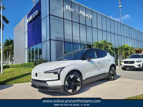 New 2026 Volvo EX30 Plus w/ Protection Package Premier image 1