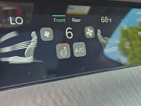 Used 2026 Genesis GV70 2.5T Sport Prestige image 27