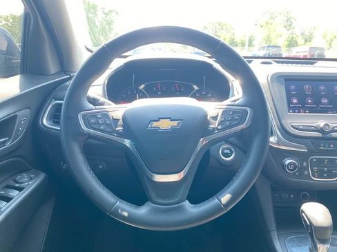 Used 2023 Chevrolet Equinox LT FWD image 18