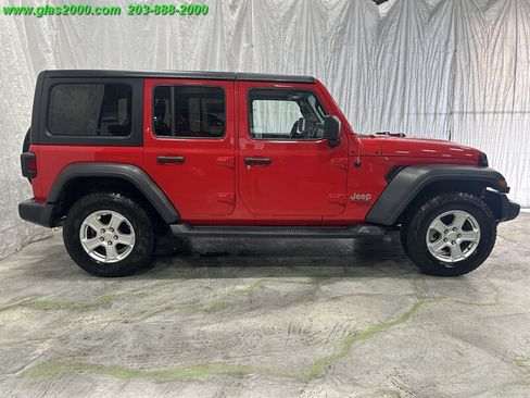 Used 2019 Jeep Wrangler Unlimited Sport S AWD/4WD image 14