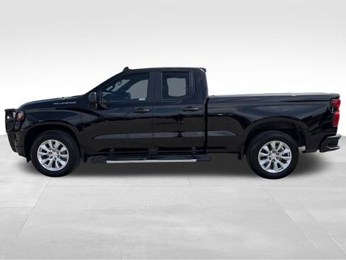 Used 2024 Chevrolet Silverado 1500 Custom RWD image 4