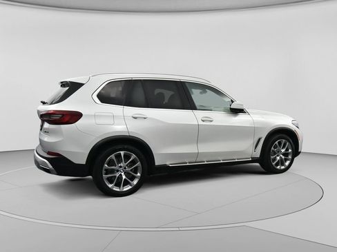 Used 2022 BMW X5 sDrive40i w/ Premium Package RWD image 35