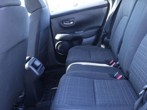 Used 2024 Honda HR-V LX image 16