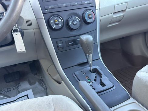 Used 2009 Toyota Corolla FWD image 22