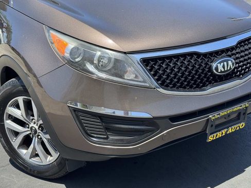 Used 2015 Kia Sportage LX AWD/4WD image 3