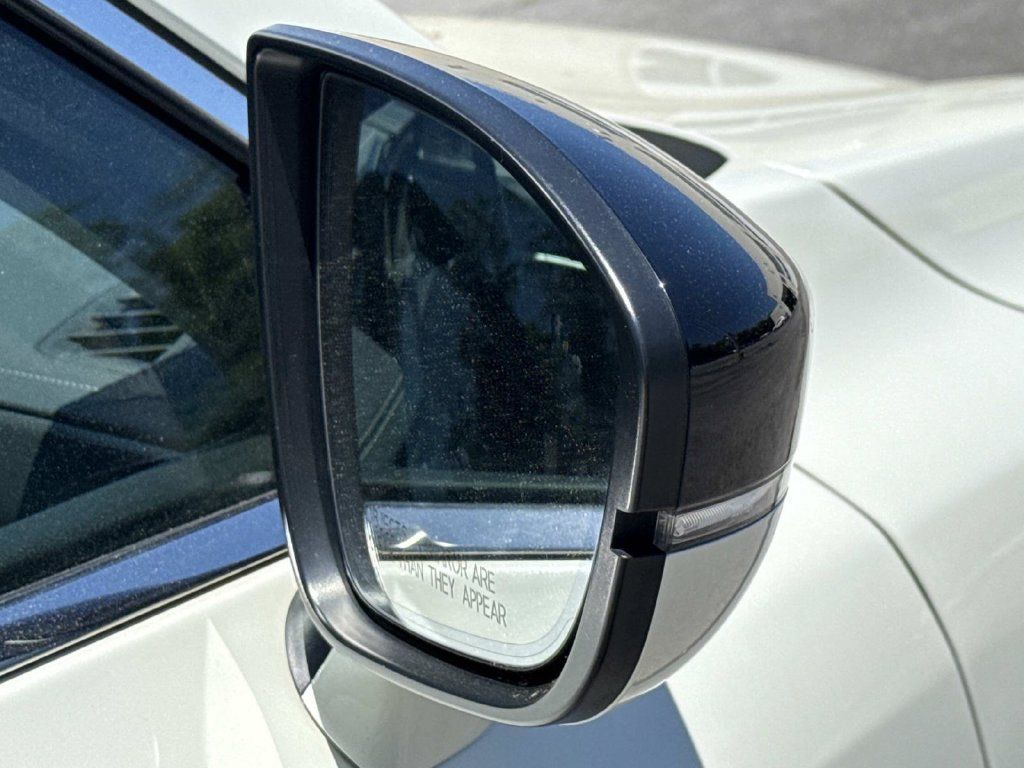 Used 2023 INFINITI QX60 Luxe w/ Cargo Package AWD/4WD image 28