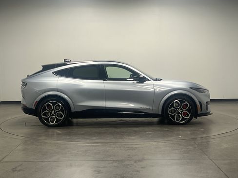 Used 2022 Ford Mustang Mach-E GT image 9