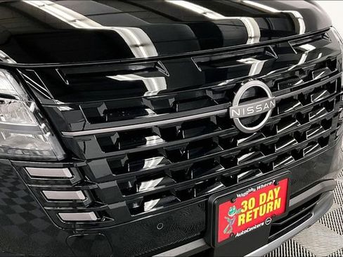 New 2026 Nissan Pathfinder Platinum image 15