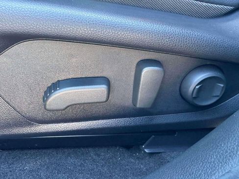 Certified 2025 Subaru Crosstrek 2.5i Limited image 13