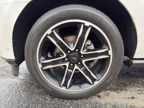 Used 2019 Ford Expedition Limited w/ Special Edition Package AWD/4WD image 41