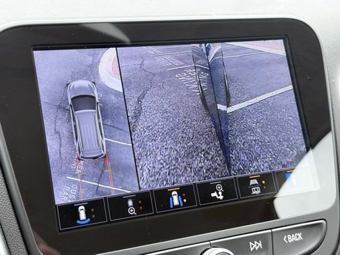 Used 2024 Chevrolet Equinox LT FWD image 41