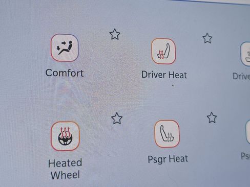 Used 2022 Chrysler Pacifica Limited w/ S Appearance Package image 6