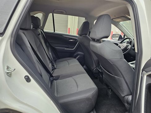 Used 2023 Toyota RAV4 XLE image 26