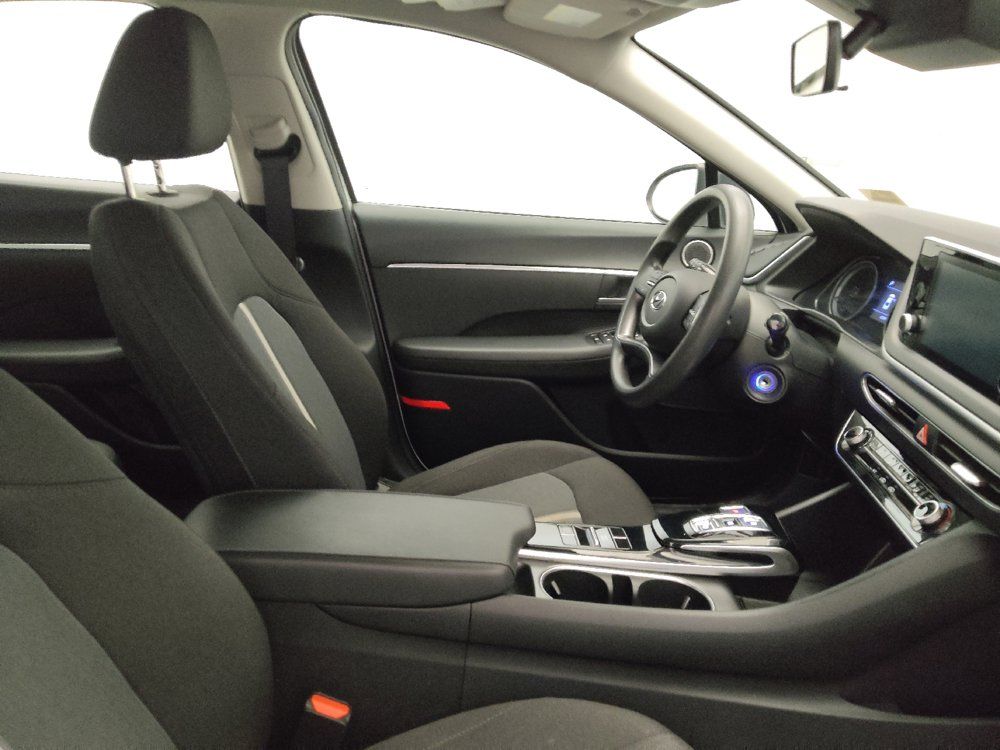 Used 2021 Hyundai Sonata SE FWD image 21