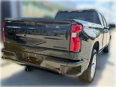 Used 2024 Chevrolet Silverado 1500 Custom w/ LPO, Dark Essentials Package RWD image 9