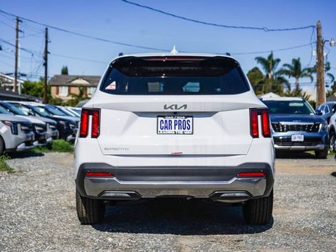New 2026 Kia Sorento S FWD image 6