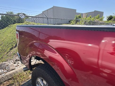 Used 2013 Ford F150 XLT w/ Luxury Equipment Group image 12