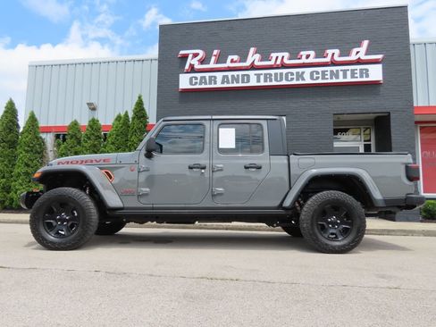 Used 2022 Jeep Gladiator Mojave w/ LED Lighting Group AWD/4WD image 11